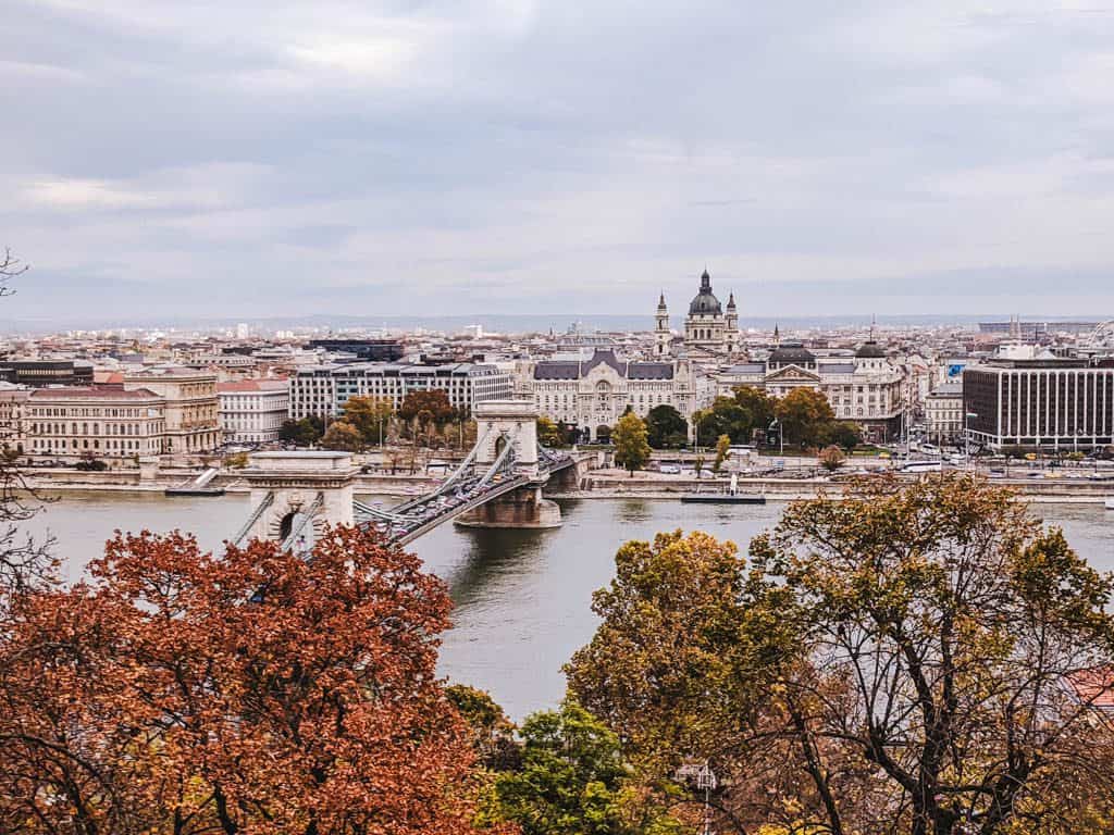 1024x768 Travel to in Europe in the Fall