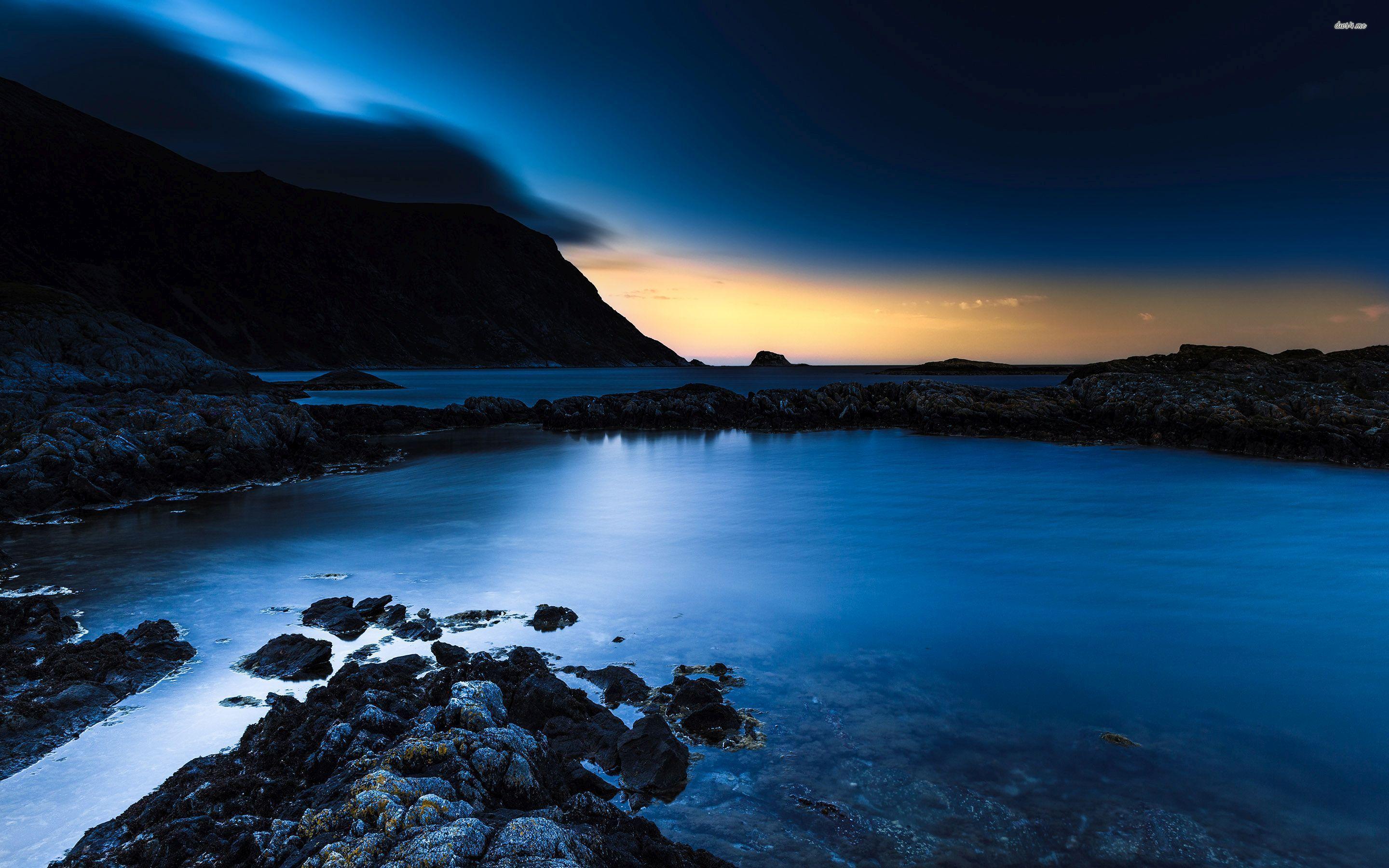 2880x1800 Deep Blue Sky at Sunset wallpaper wallpaper