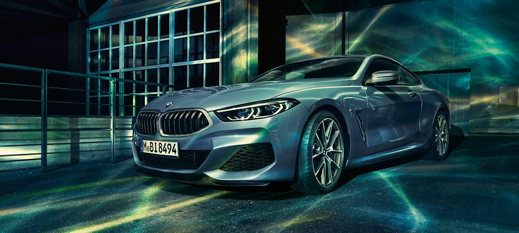 1680x756 THE 8: the luxury sports car of BMW