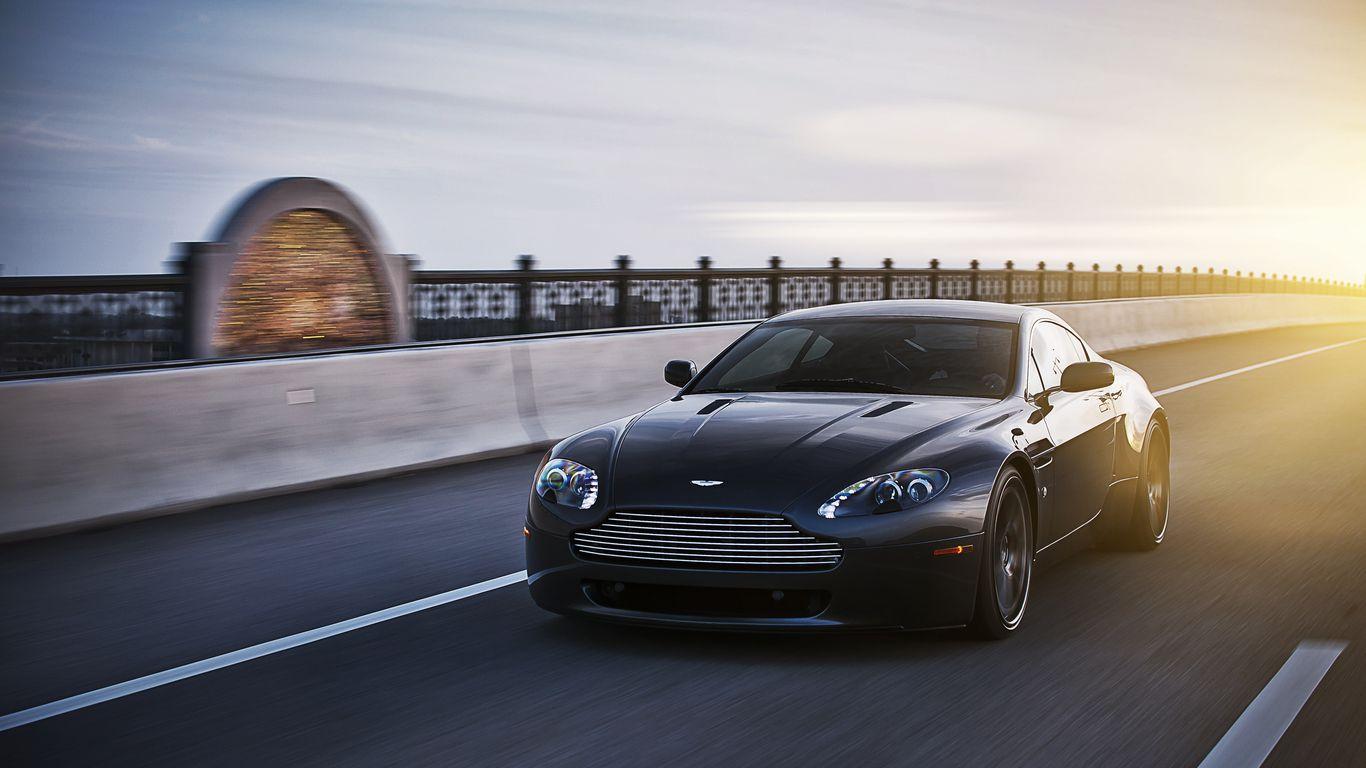 1366x768 Car wallpaper aston martin v8 vantage wallpaper aston