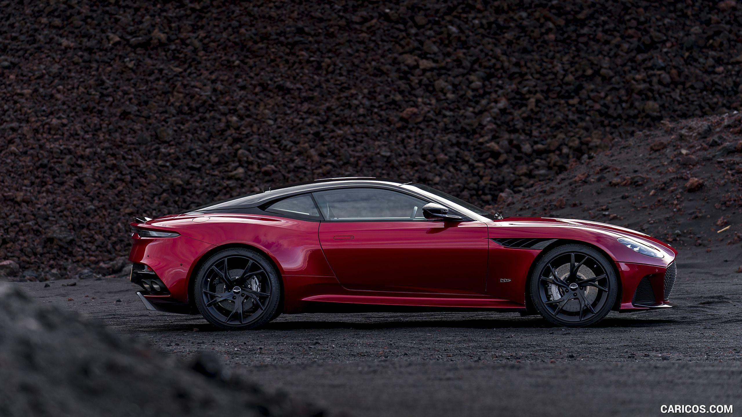 2560x1440 Aston Martin DBS Superleggera. HD Wallpaper