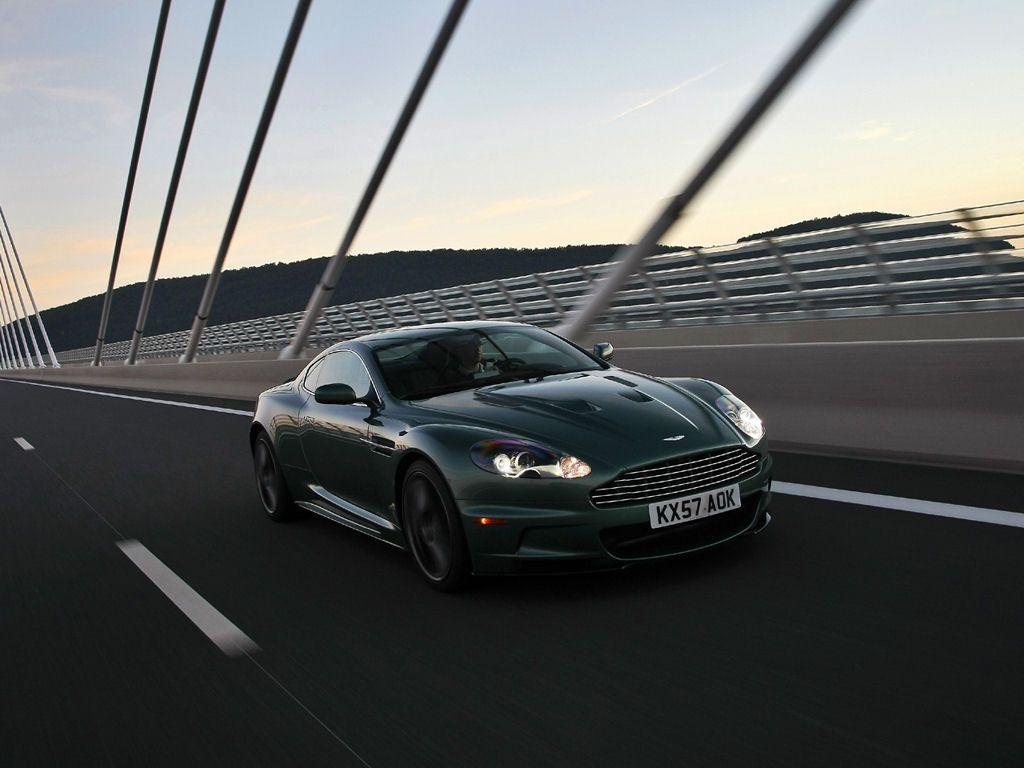 1024x768 Aston Martin DBS, V12 Coupe, Volante Convertible