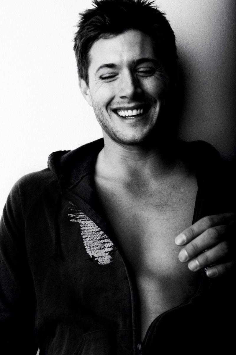 800x1200 Jensen Ackles wallpaper