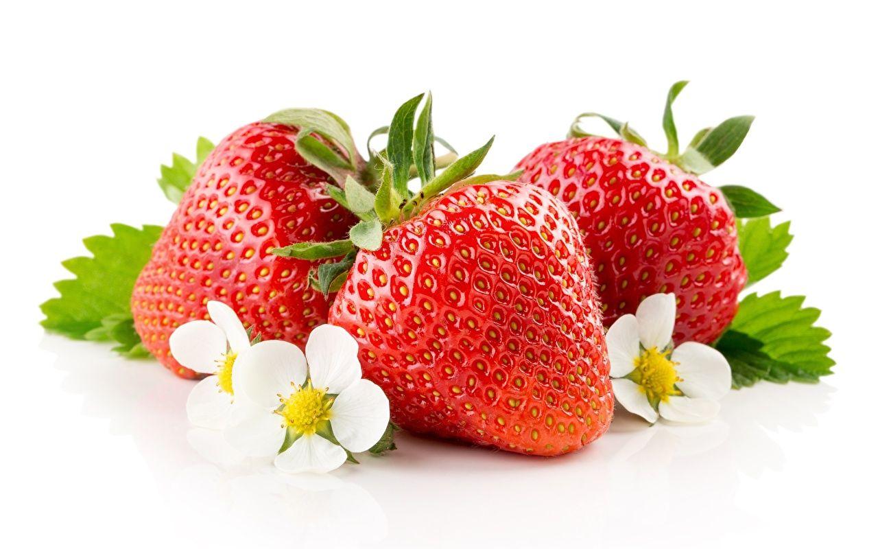 1280x800 Desktop Wallpaper Strawberry Food Closeup White background