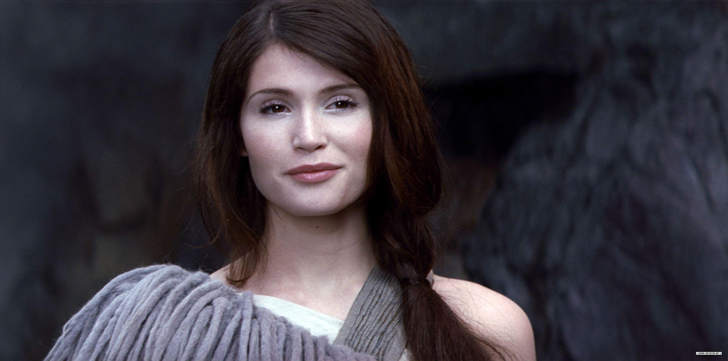 2415x1200 women, Gemma Arterton wallpaper