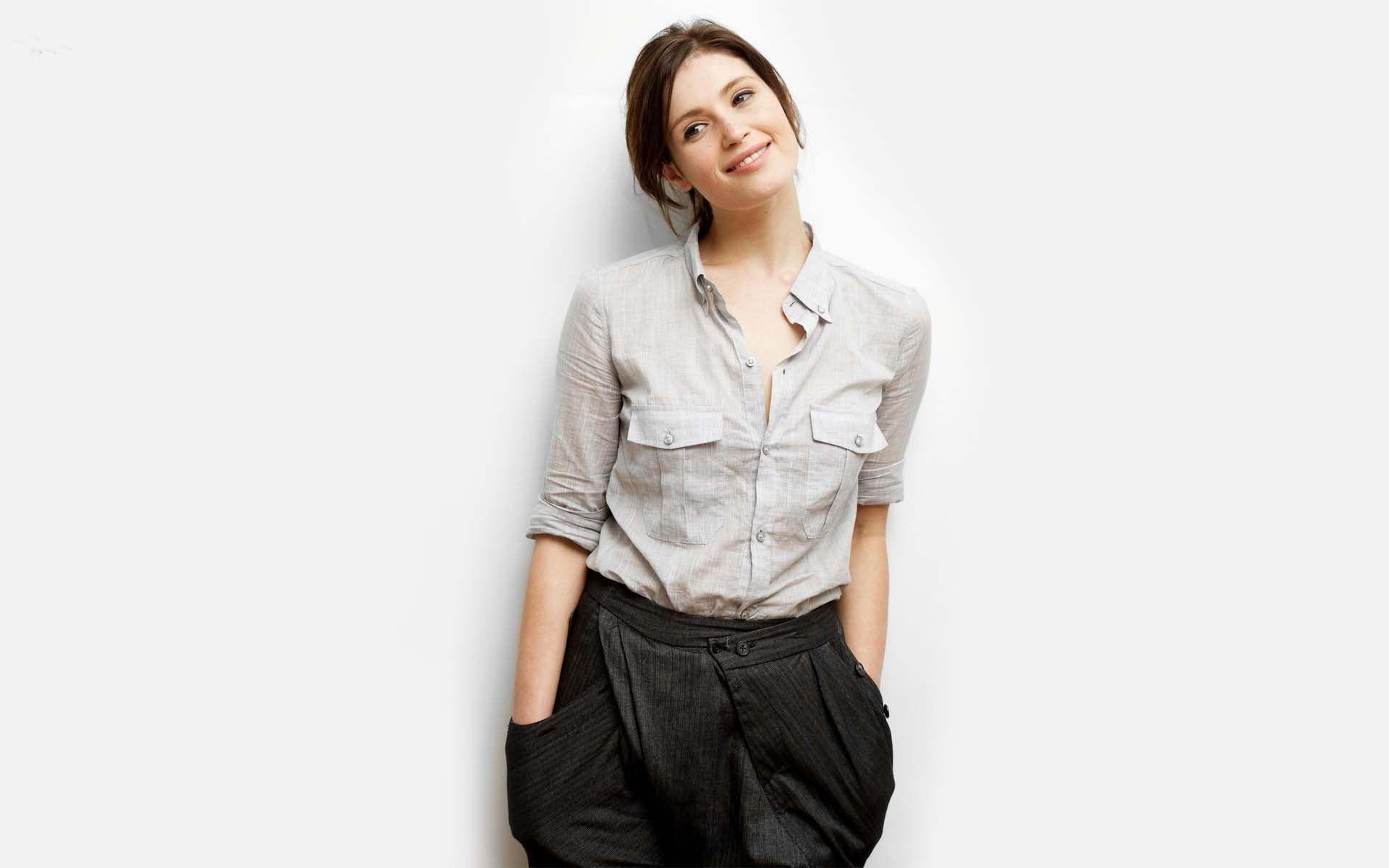 1920x1200 Beautiful HD Gemma Arterton Wallpaper