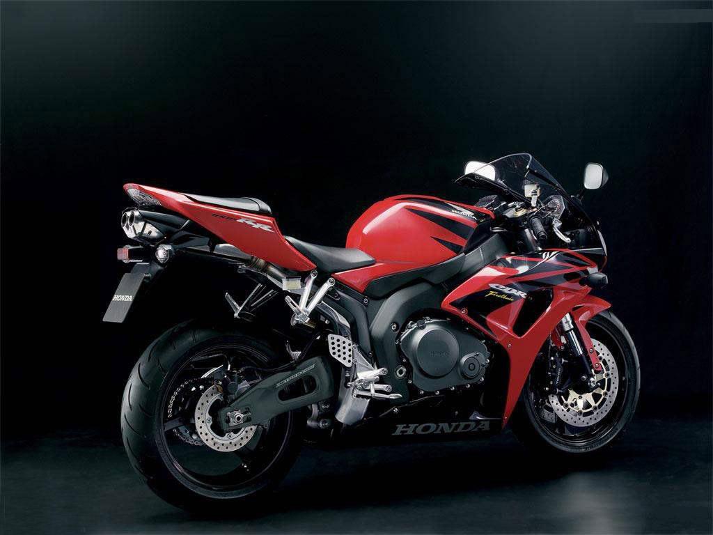 1024x768 Super Bikes Wallpaper