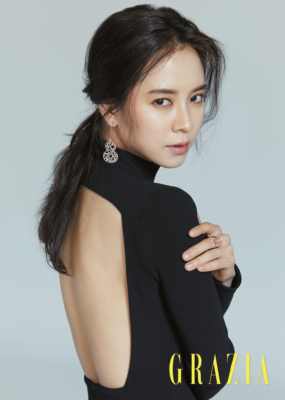 1000x1404 Song Ji Hyo KPOP Image Board