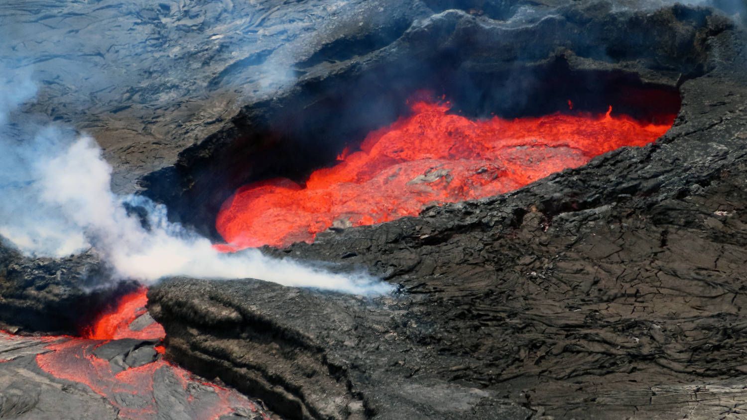 1500x844 Kilauea Volcano Wallpaper