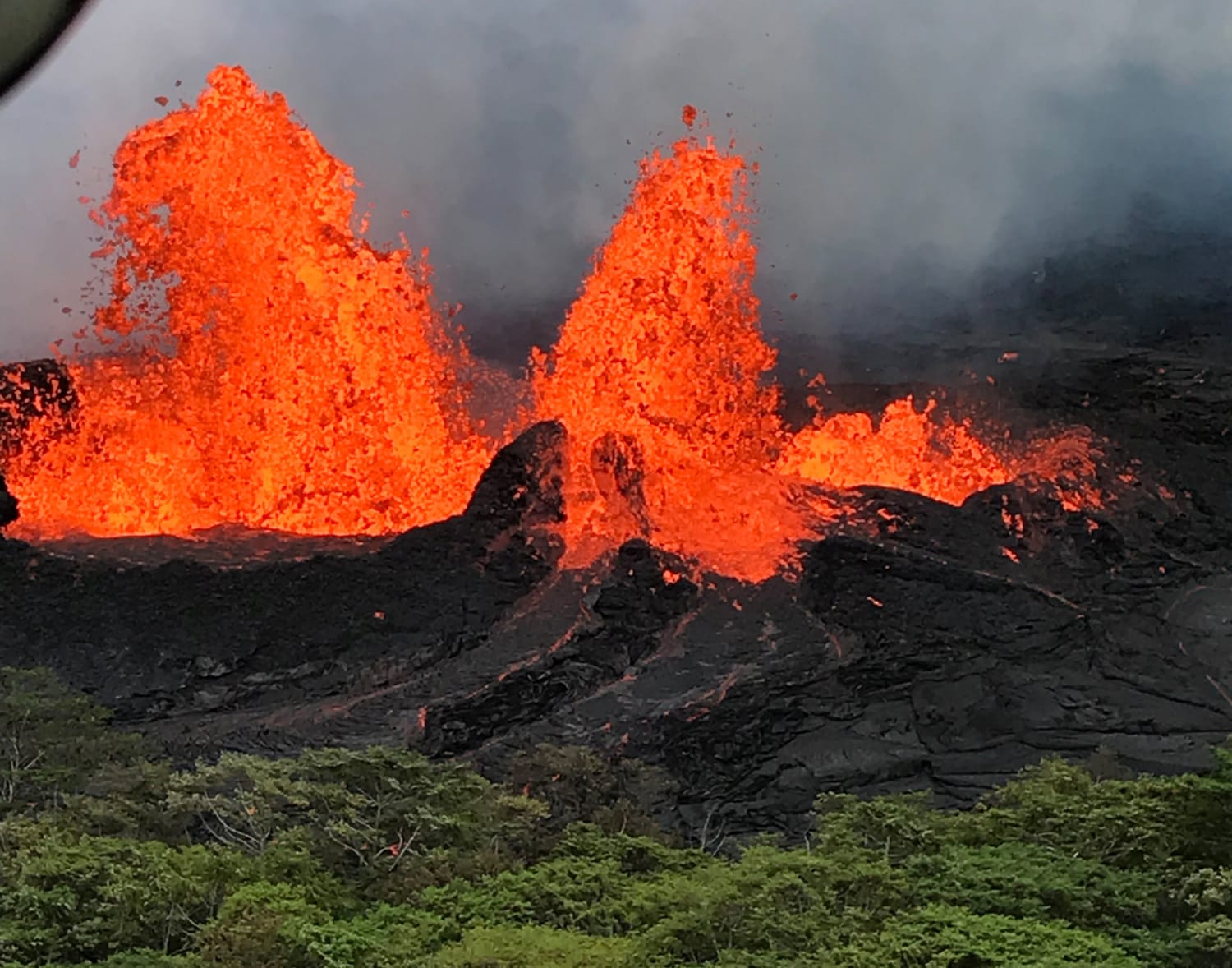 1500x1178 Volcano expert explains the science