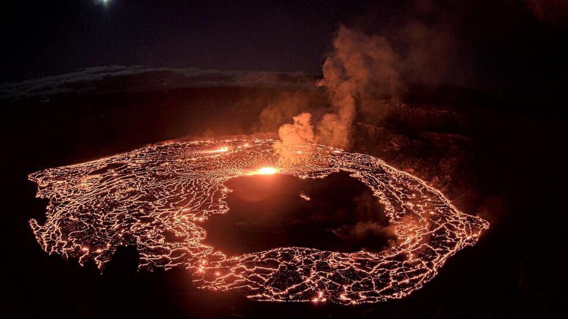 1920x1080 Hawaii's Kīlauea volcano erupts again