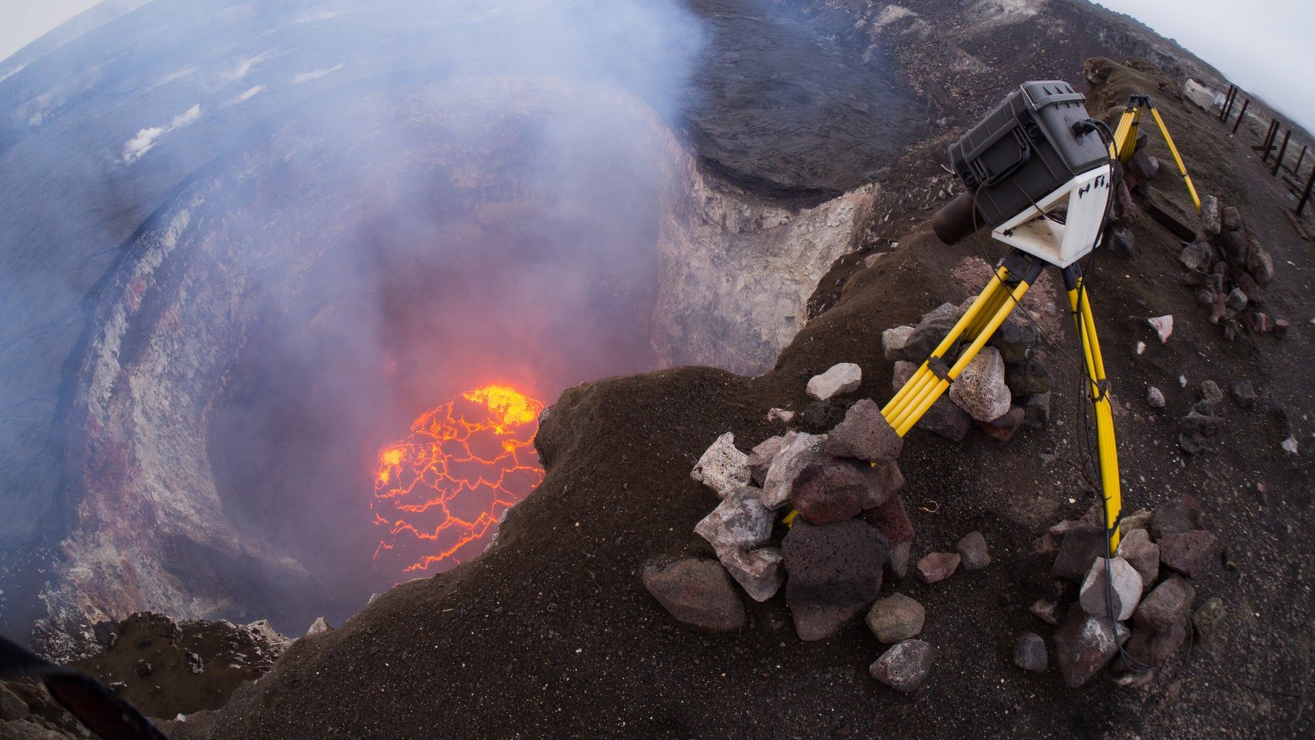 1920x1080 Unexpected Collapse at Kilauea Volcano