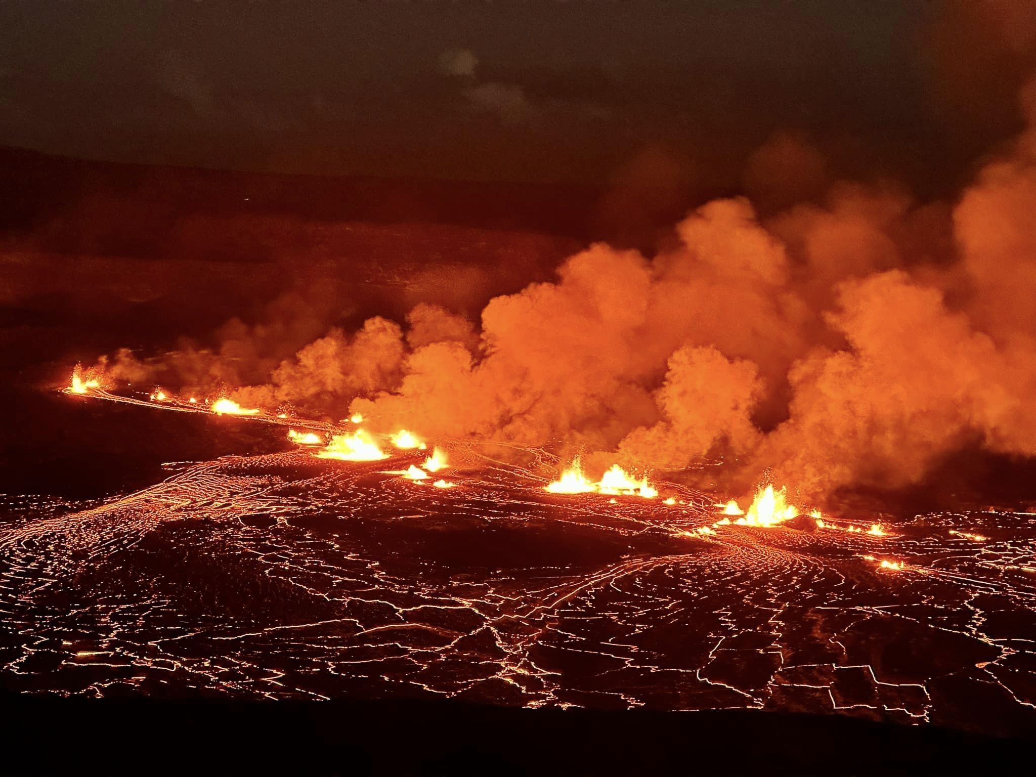 2048x1536 Hawaii Volcano Update: Alert Level