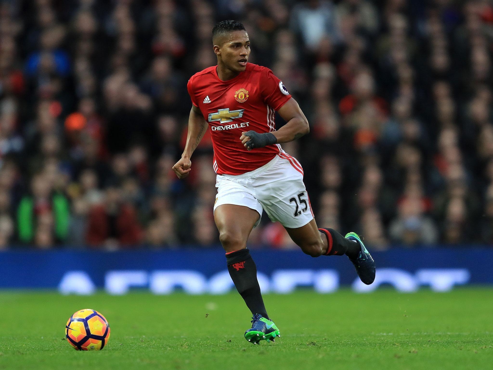 2048x1536 Antonio Valencia oo lasii ogaaday horyaalka uu doonayo inuu