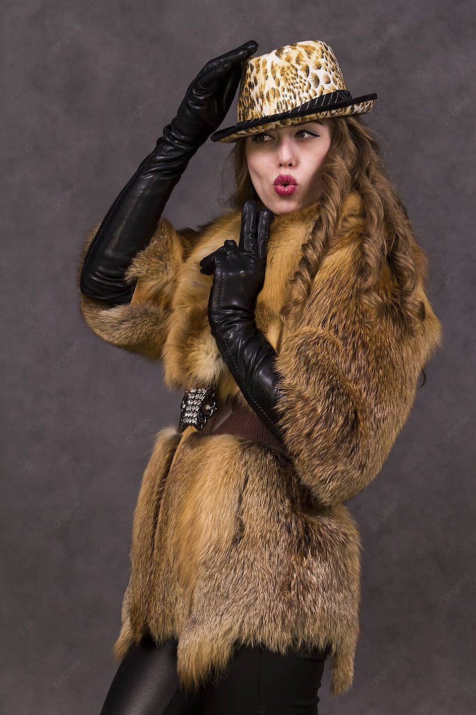 960x1440 Girl In A Fur Coat And Hat Winter