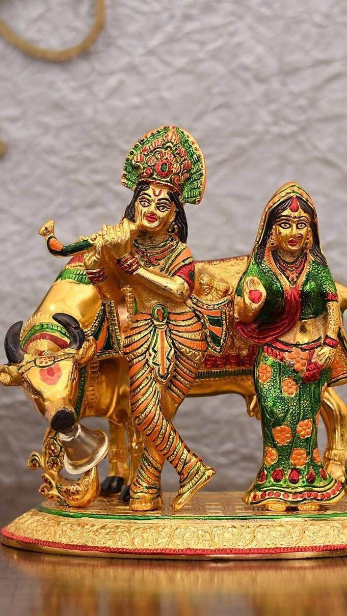 681x1210 Radha Krishna Gold Figurine Wallpaper