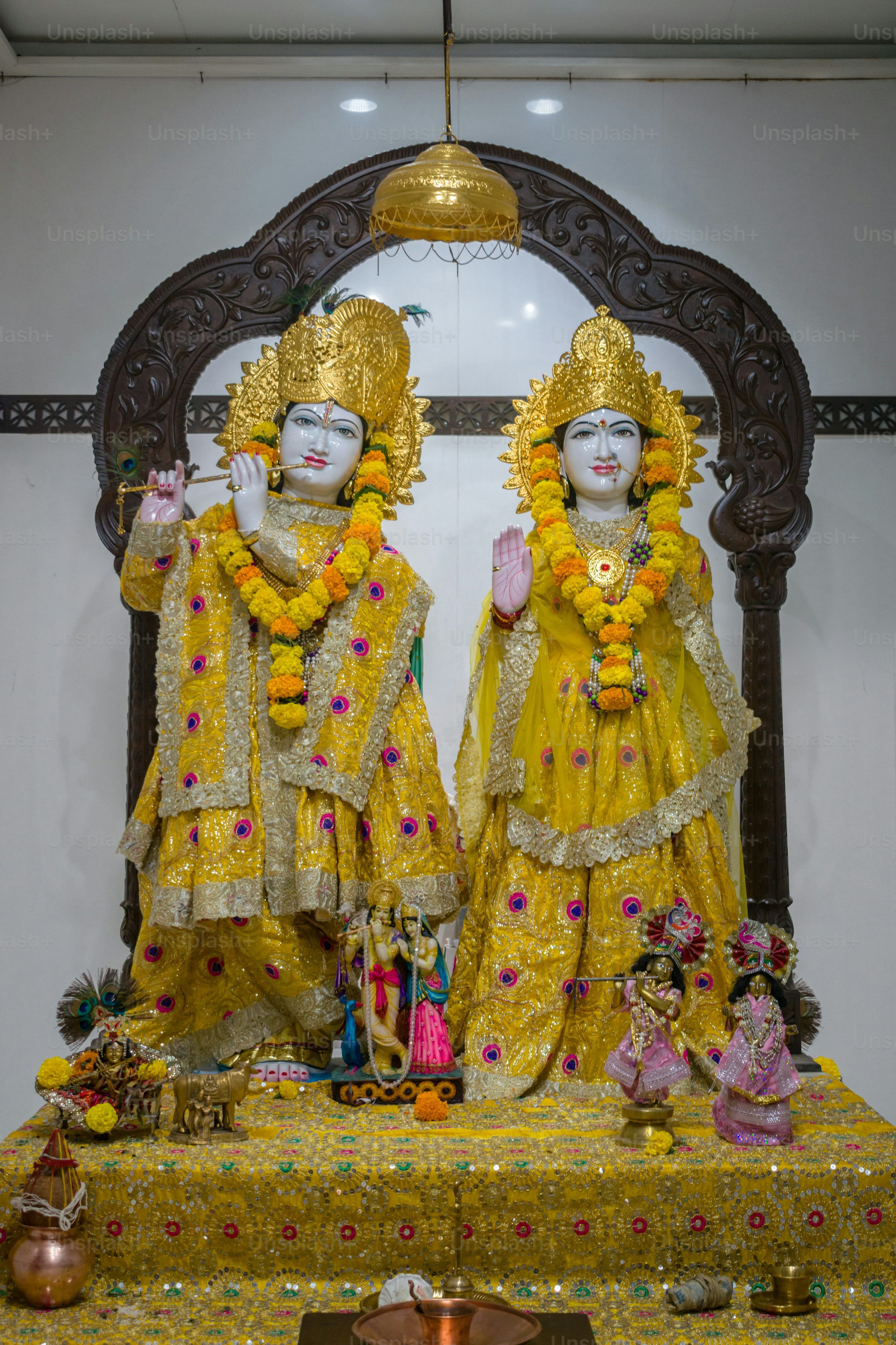 3000x4500 Radha And Krishna Picture