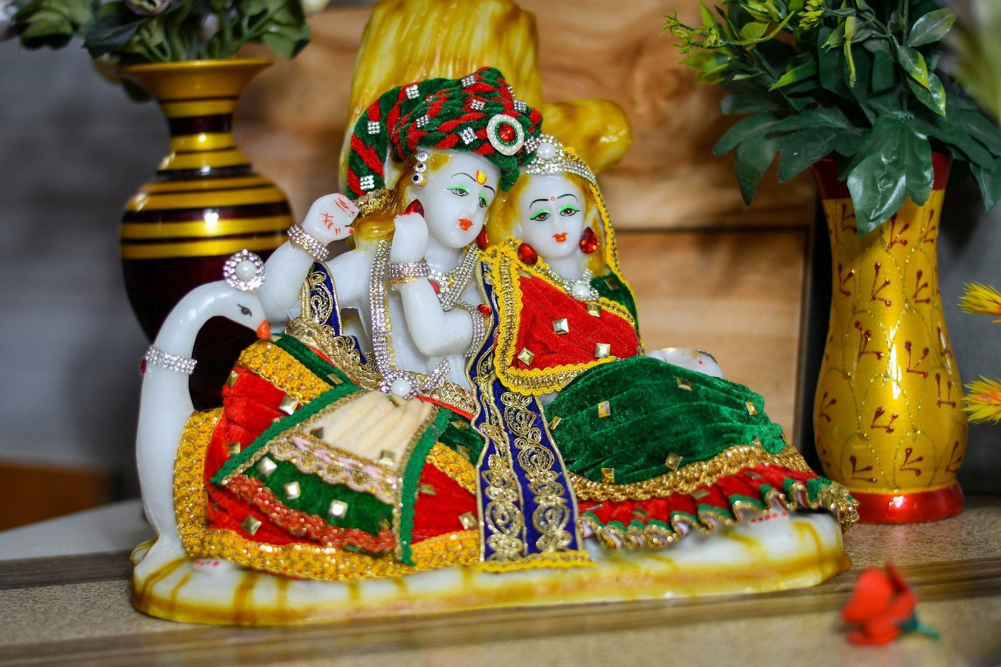 2000x1333 Marble Radha Krishna Tree Statue, Home