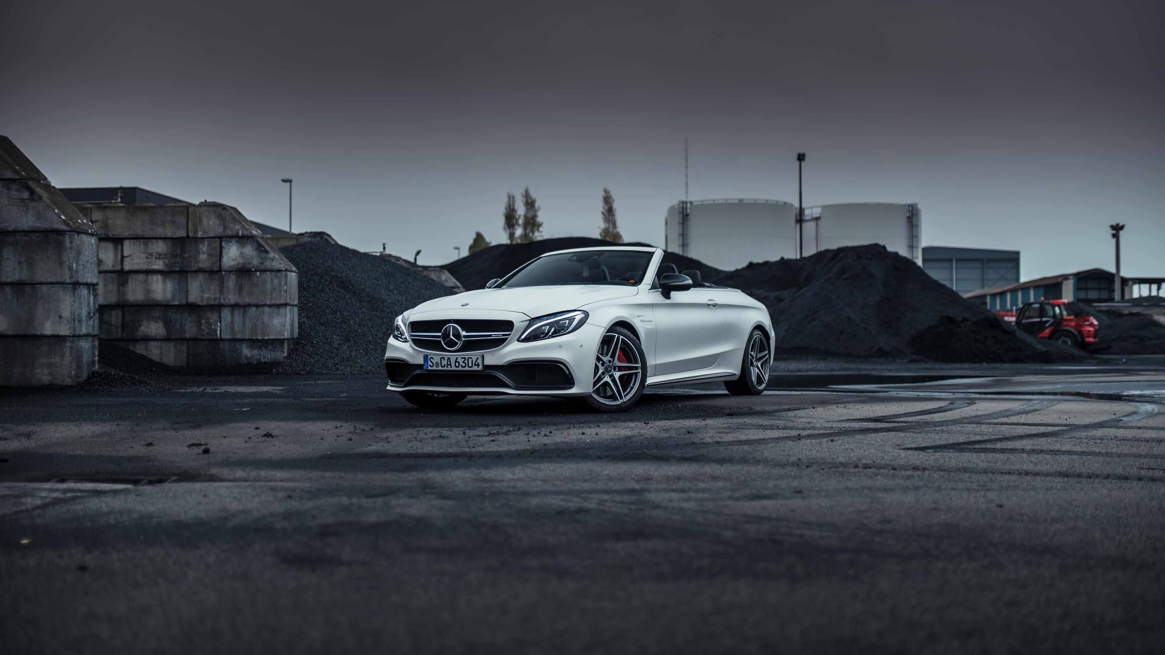 3840x2160 MBsocialcar: Wallpaper