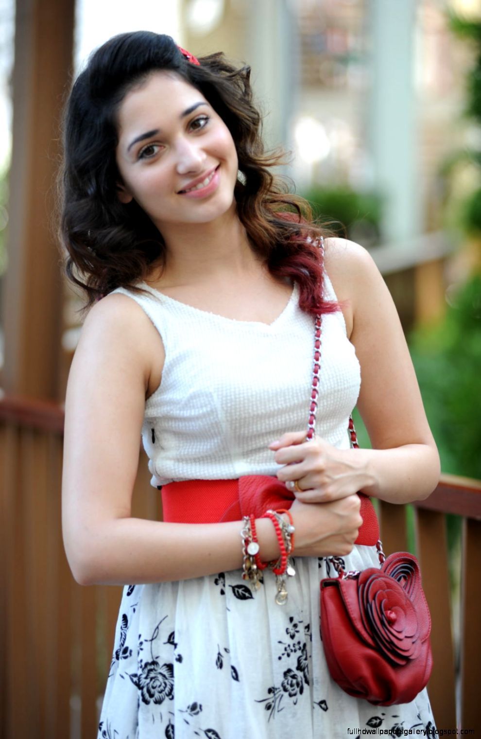 990x1520 Indian Beauty Women Wallpaper