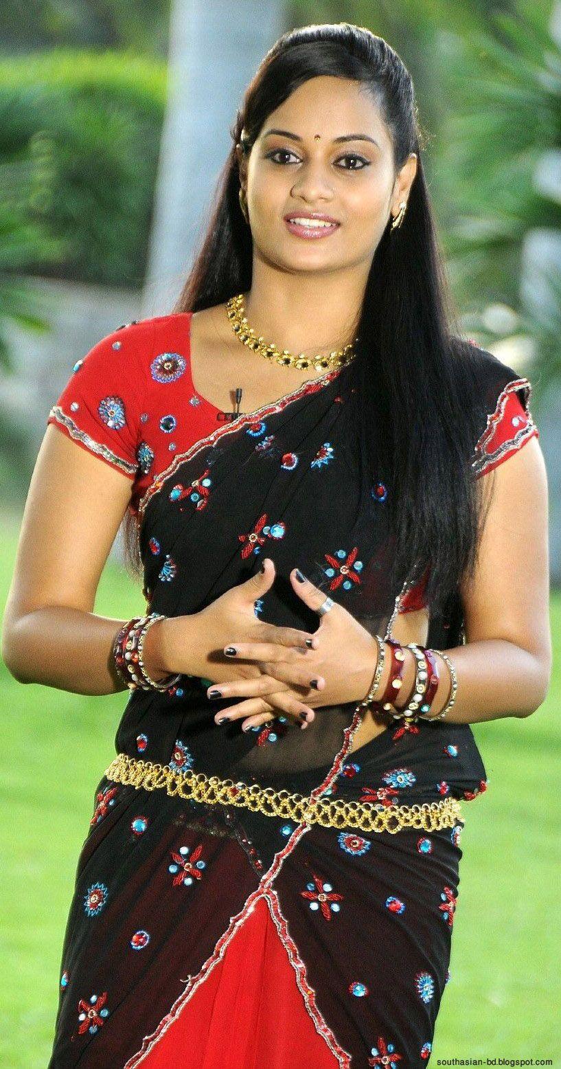 817x1556 Cute Tamil Actress Wallpaper Tamil Actress Latest