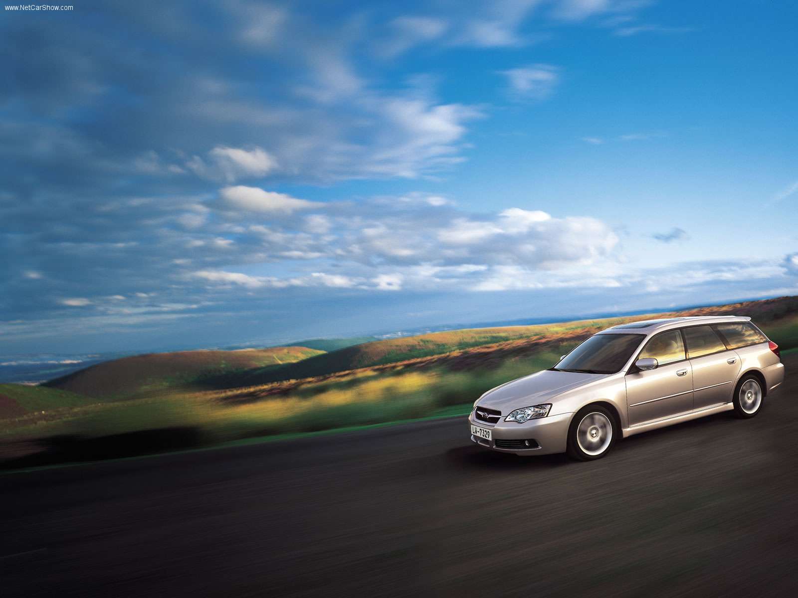 1600x1200 Subaru Legacy picture. Subaru photo gallery