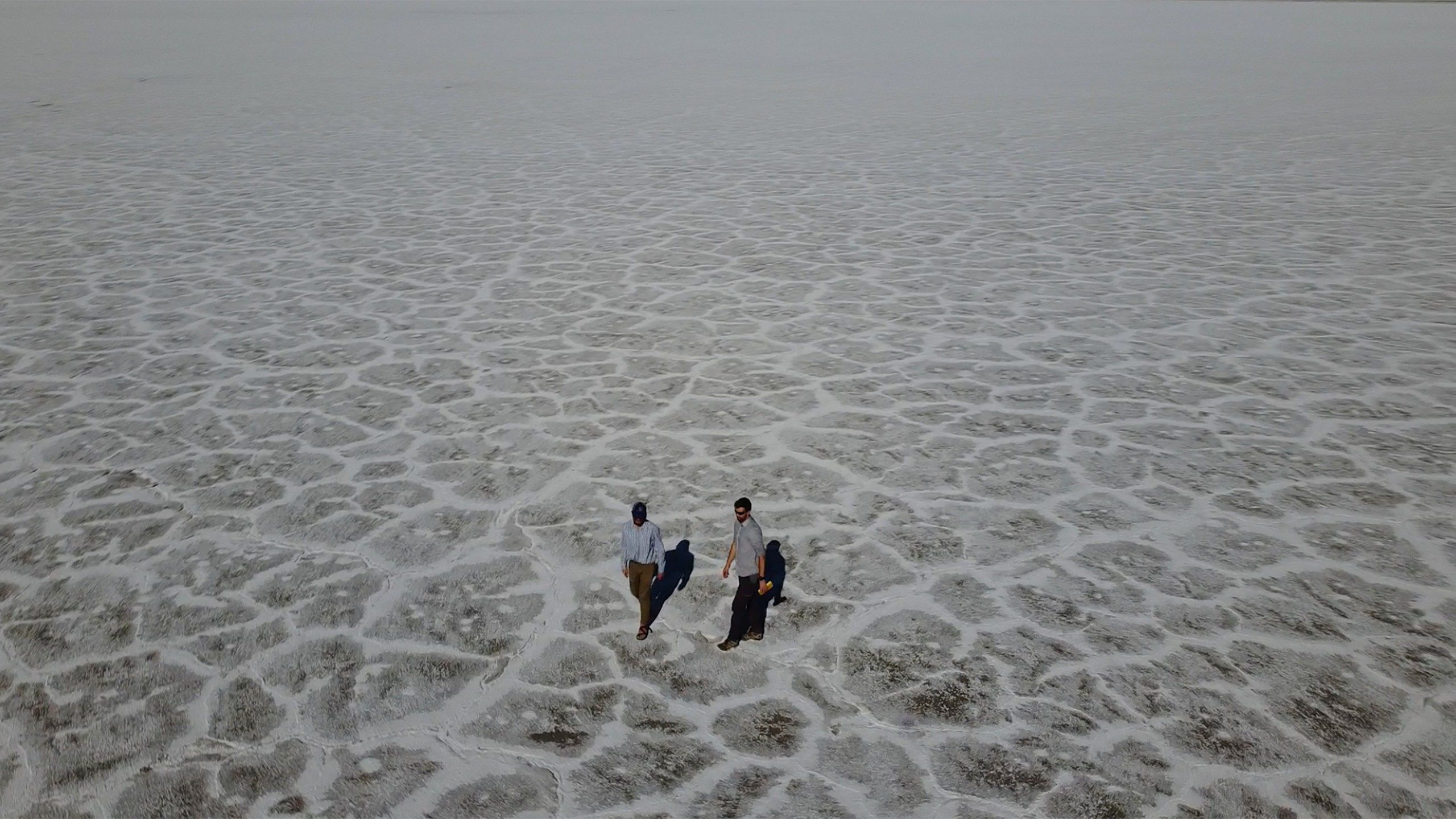 2560x1440 race to save Utah salt flats