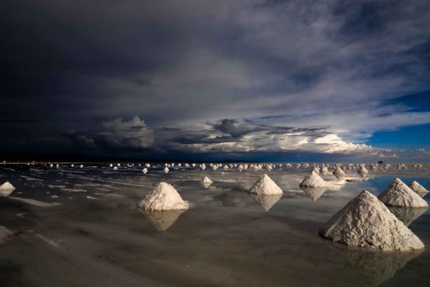 1500x1001 BOLIVIA: UYUNI SALT FLAT DESERT