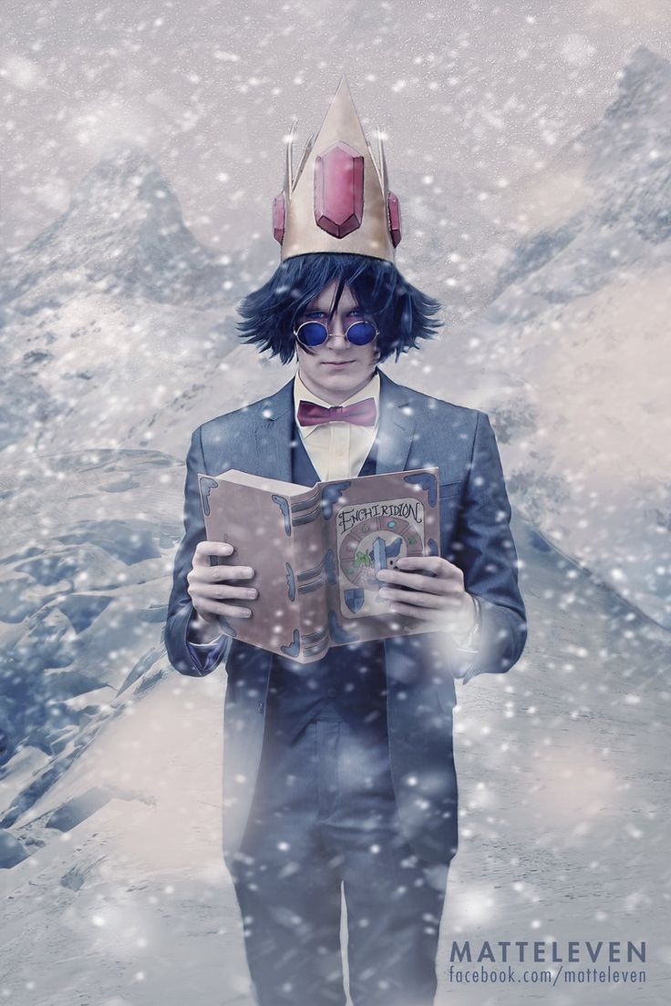 736x1104 Simon Petrikov / Ice King Cosplay
