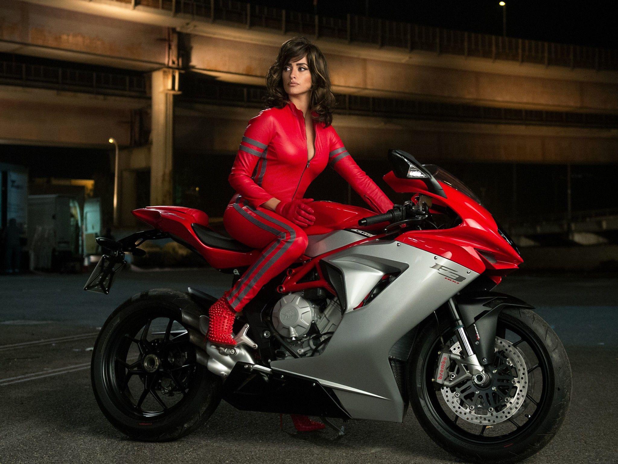 2048x1536 Penelope Cruz Bike Ride HD Wallpaper