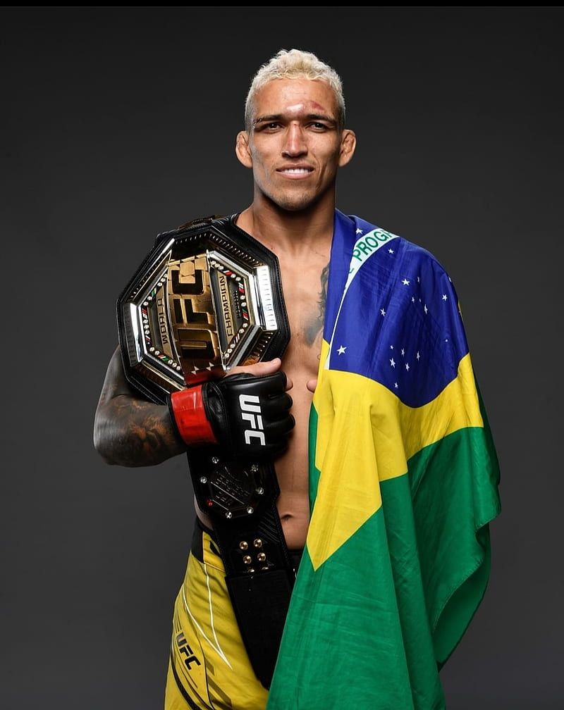 800x1008 Charles Oliveira, favela, ufc