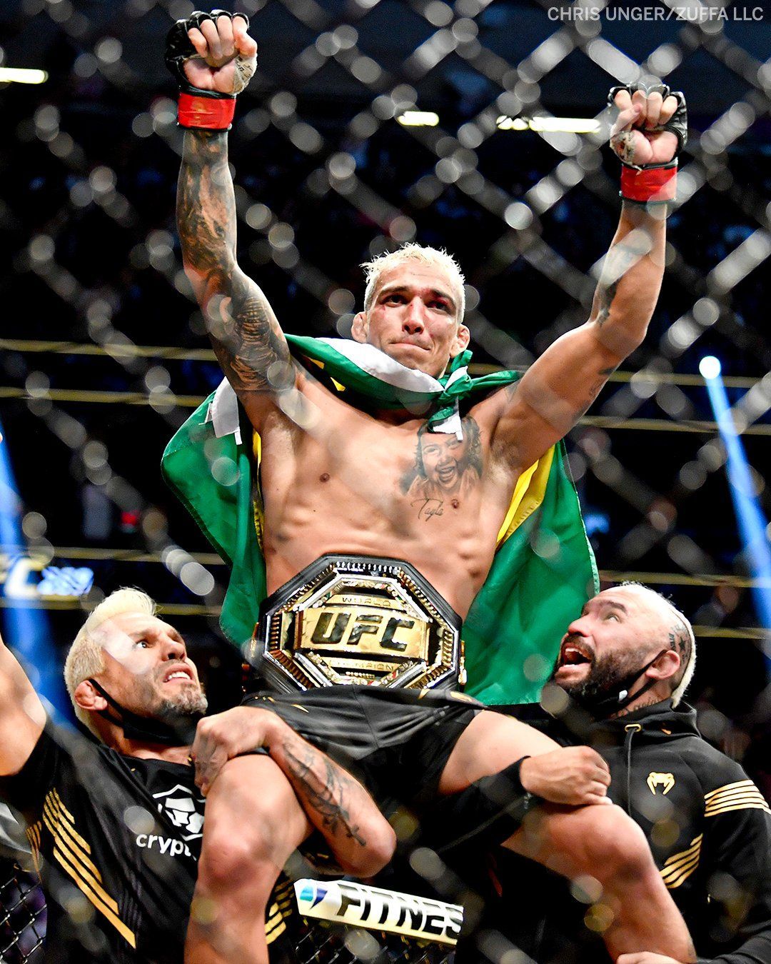 1080x1350 ESPN MMA on X: Charles Oliveira keeps