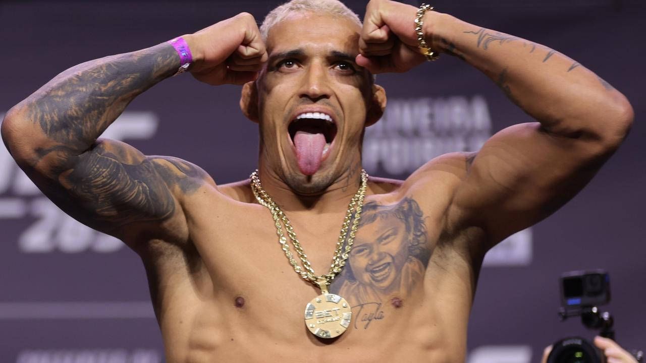 1280x720 Charles Oliveira Tongue Out