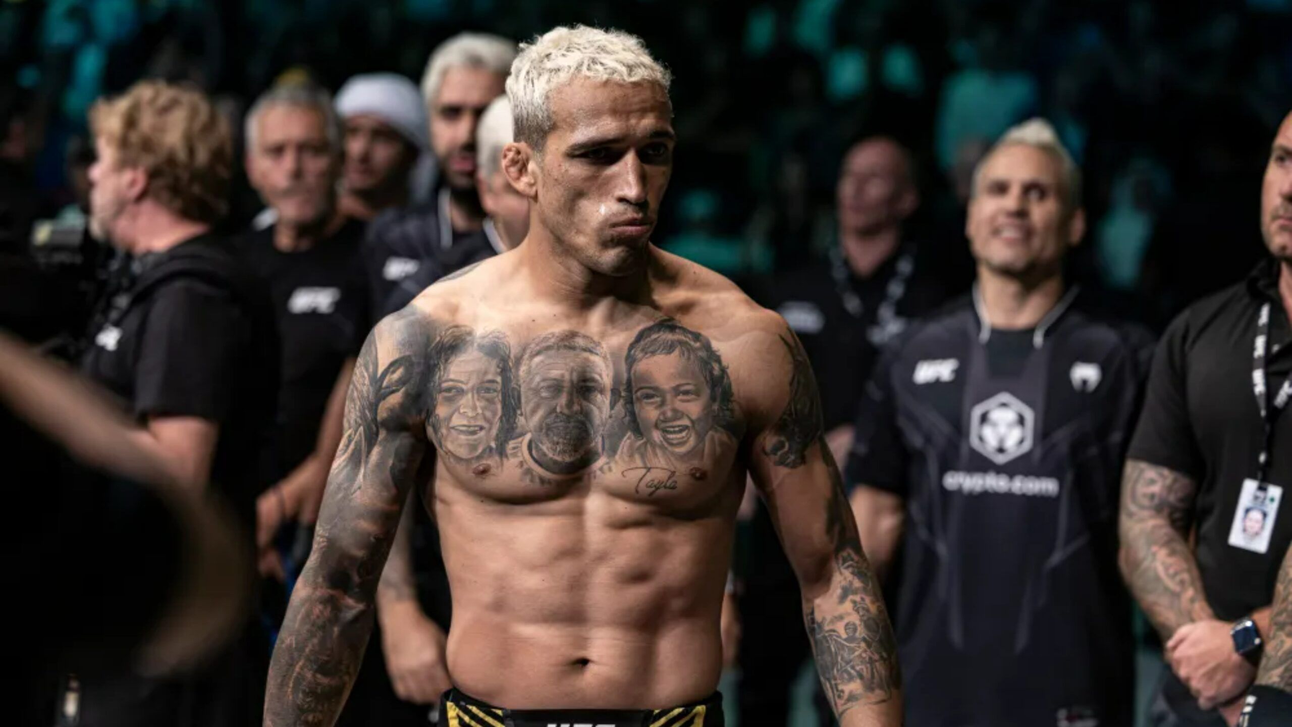 2560x1440 Charles Oliveira UFC Wallpaper HQ