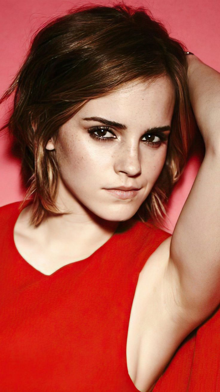 736x1308 Emma Watson In Beautiful Red Dress 4K