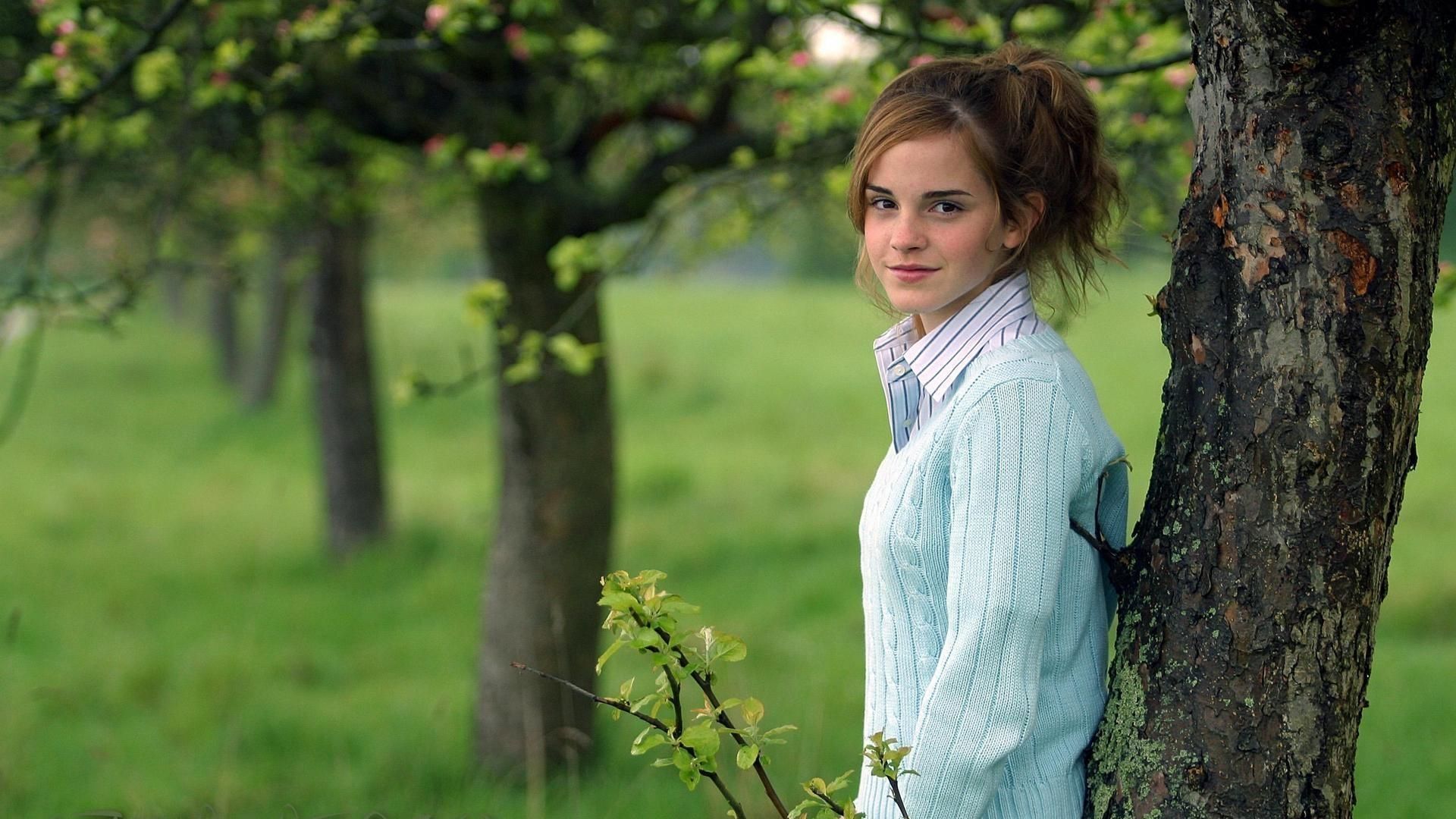 1920x1080 Emma Watson With Tree Wallpaper, HD