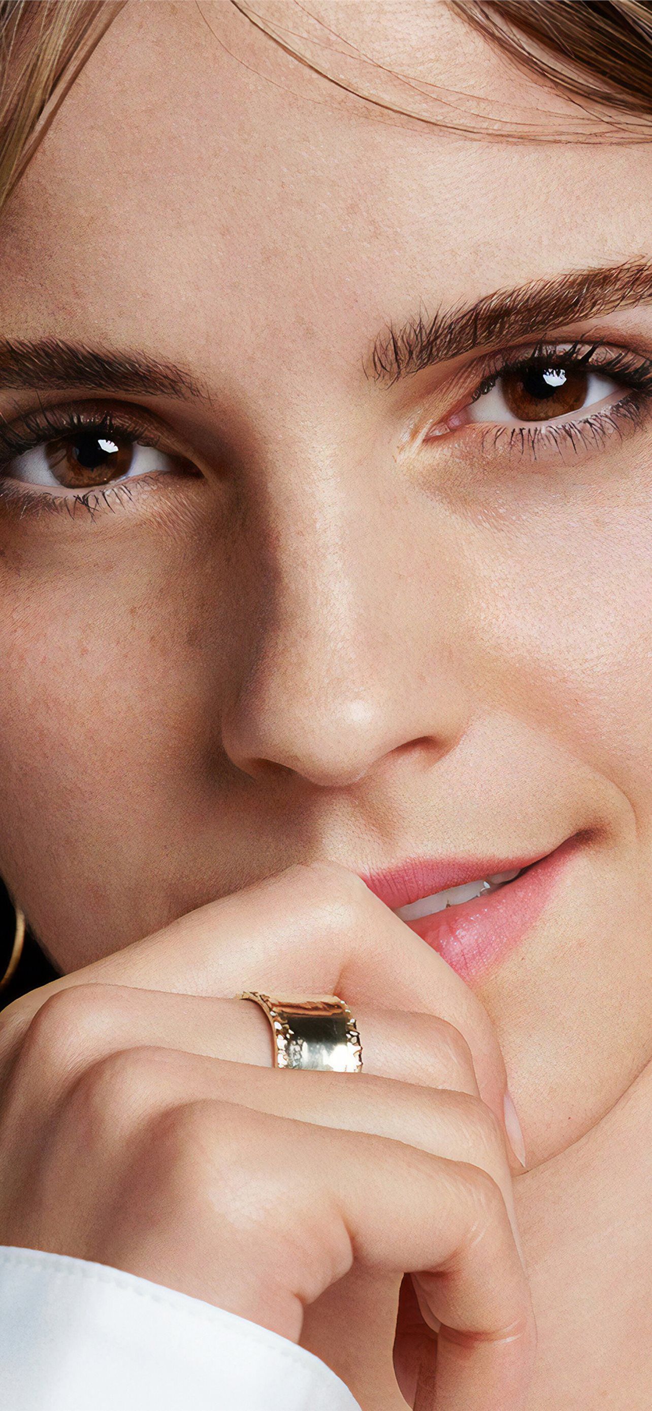 1284x2778 Emma Watson 4K phone HD Image