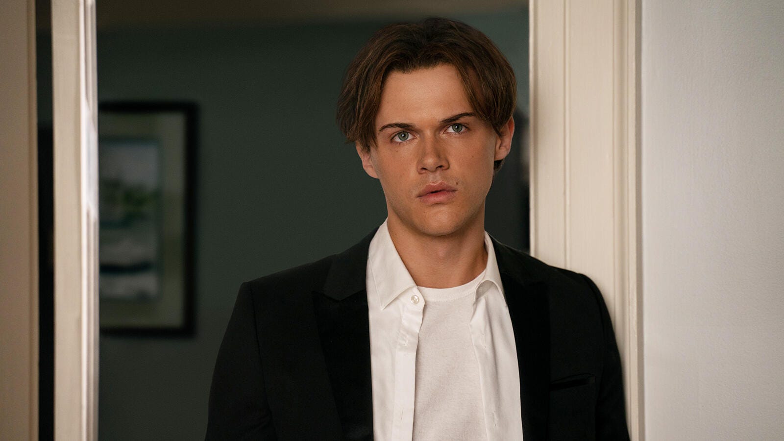 1600x900 Christopher Briney Thinks Conrad