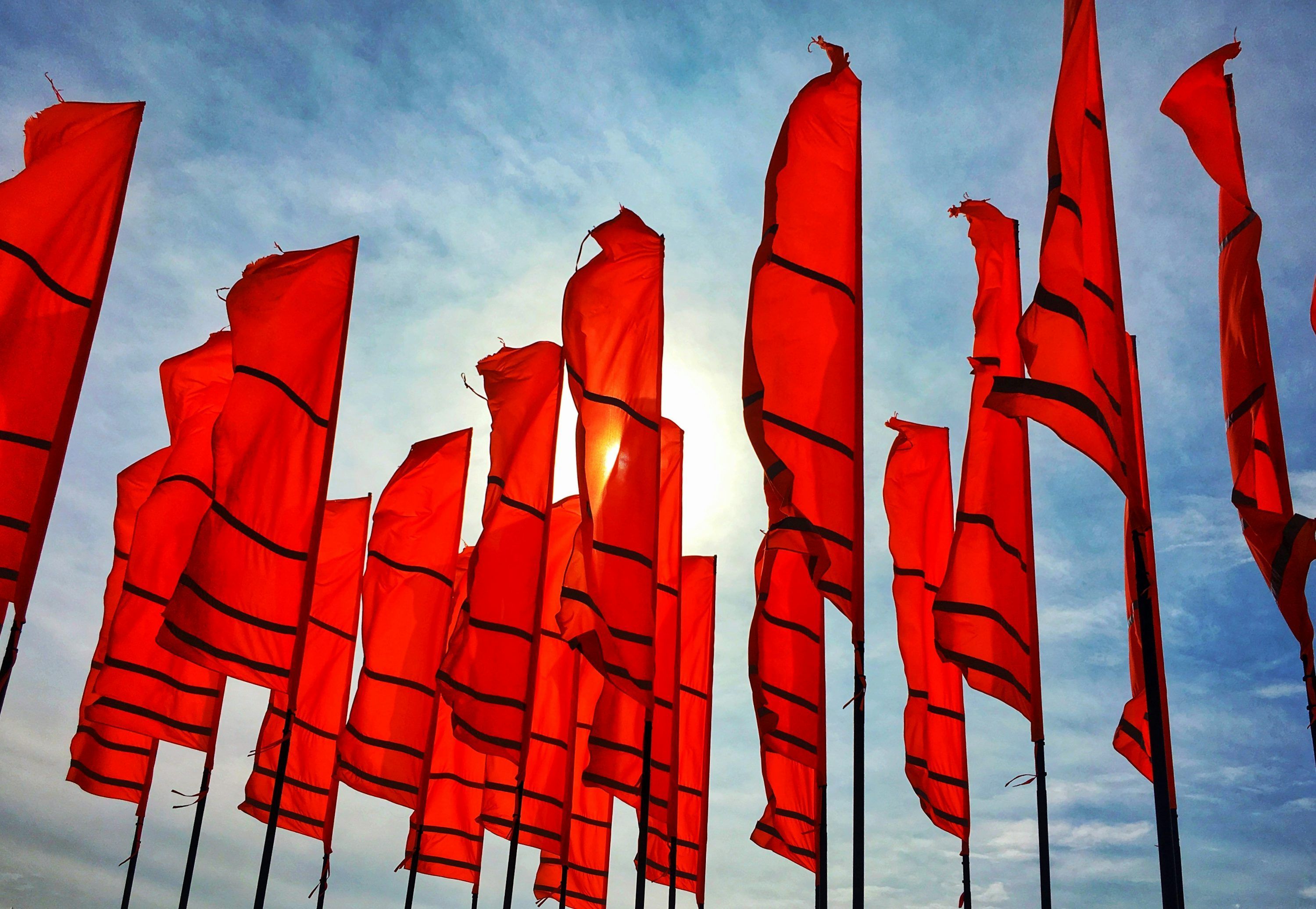 3000x2072 Red Flag Picture. Download Free