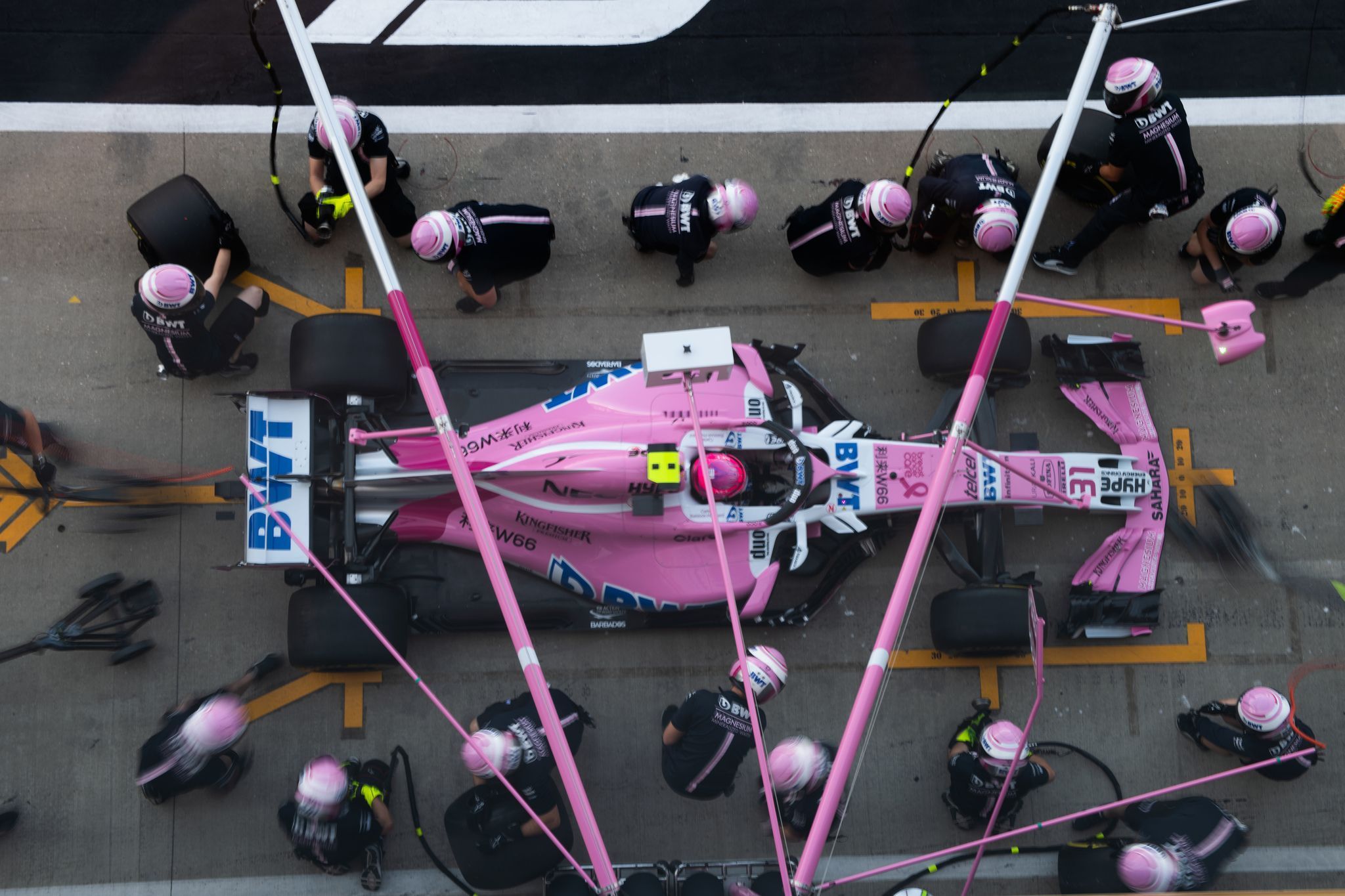 2048x1365 Formula 1: Drive to Survive TV Series