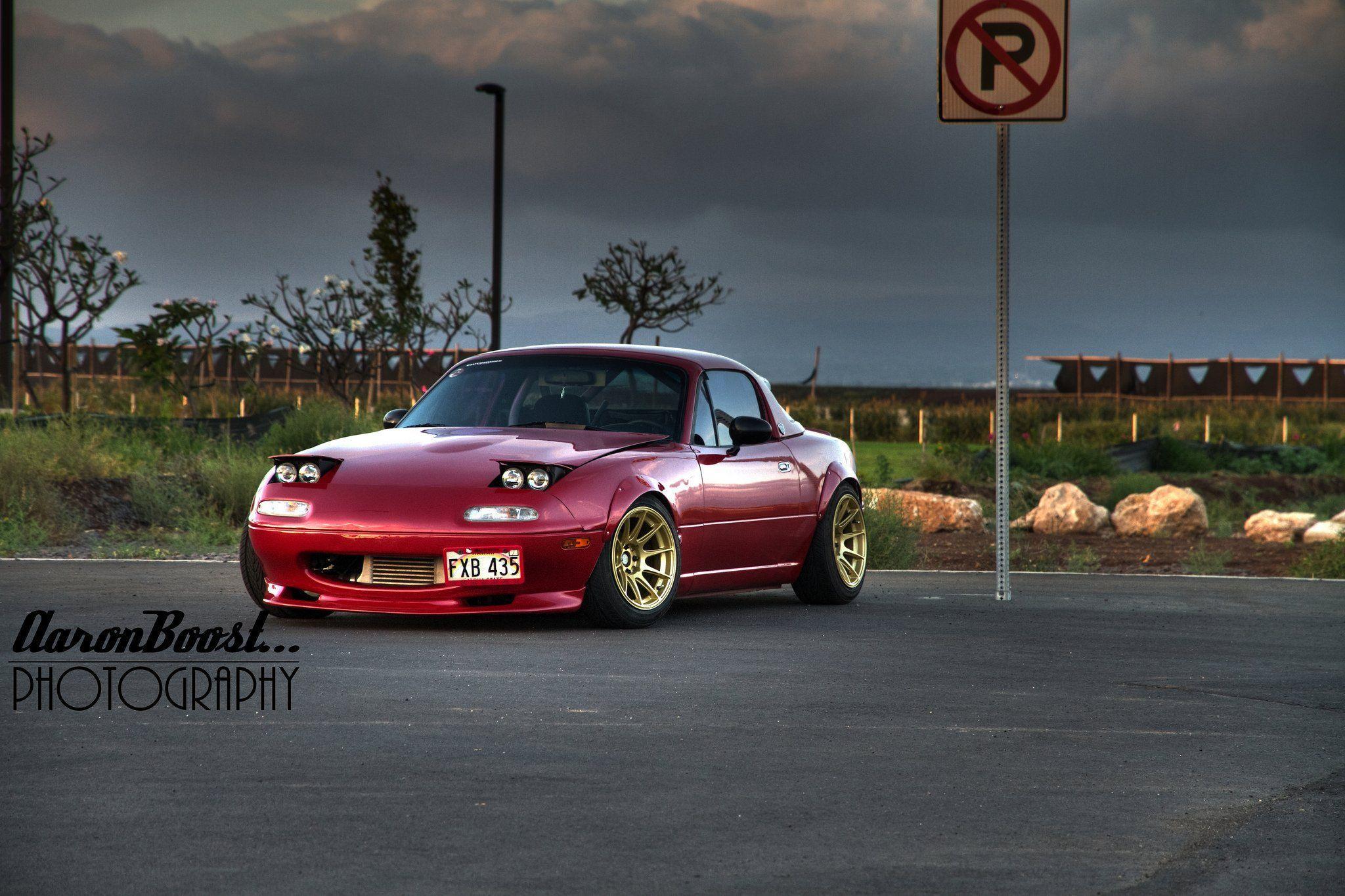 2048x1364 Mazda MX 5 Miata Wallpaper