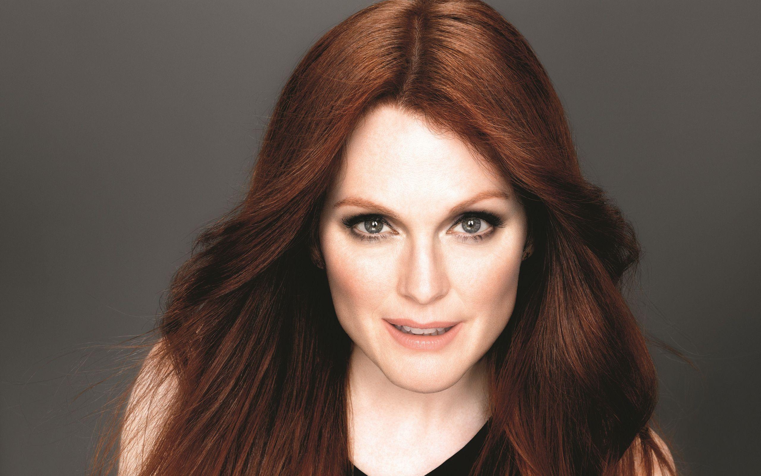 2560x1600 Julianne Moore HD Wallpaper