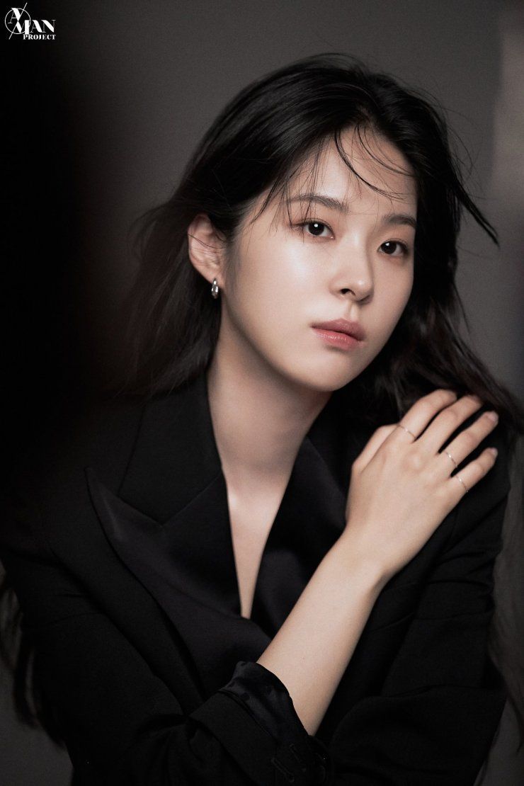 740x1110 Seo Eun Soo Wallpaper