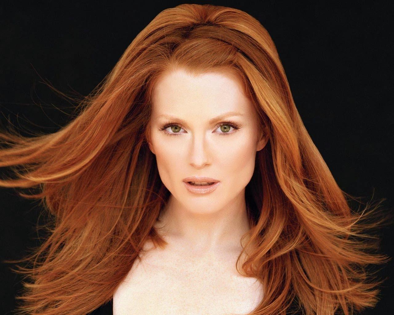 1280x1024 1280x1024 julianne moore wallpaper for computer