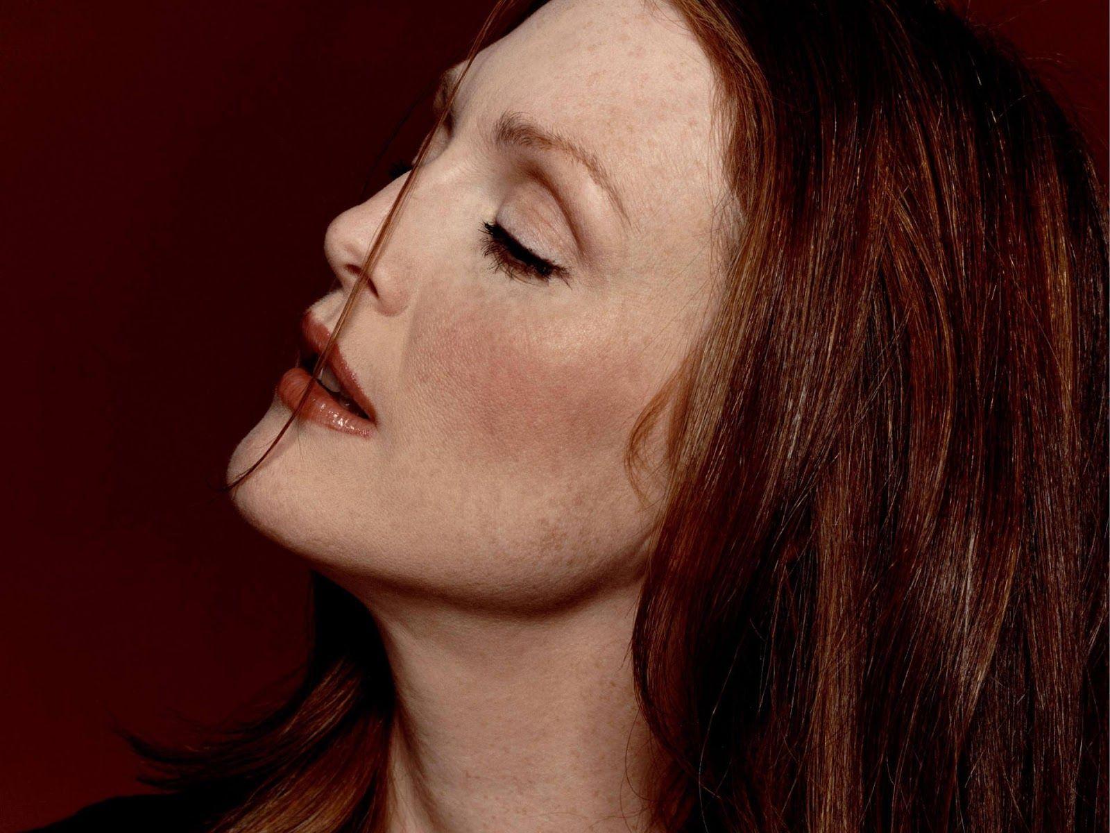 1600x1200 1600x1200 julianne moore wallpaper for computer