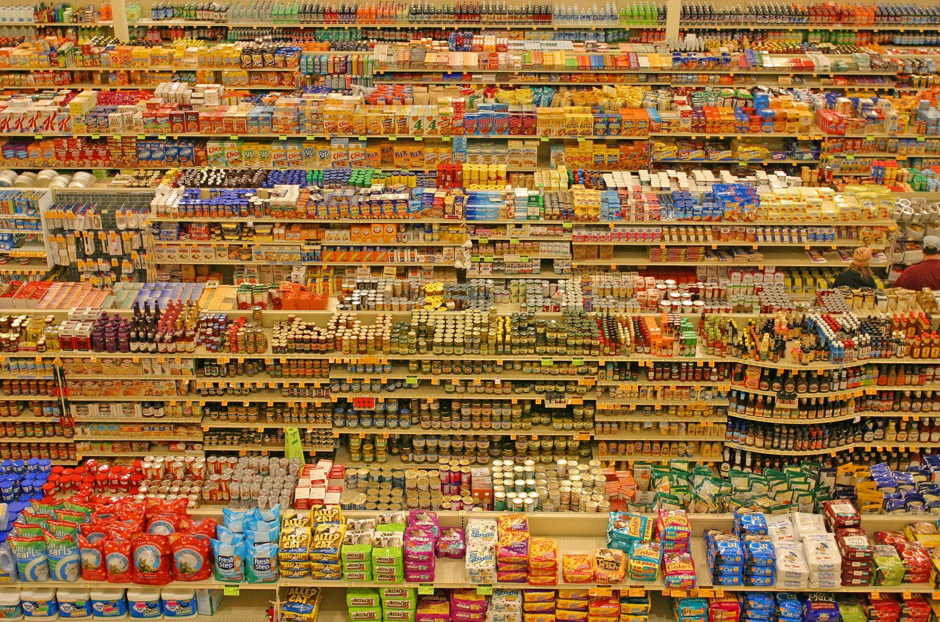 1920x1271 Supermarket aisles [1920x1271]