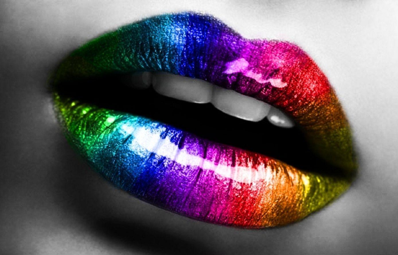 1388x891 Lips Wallpaper