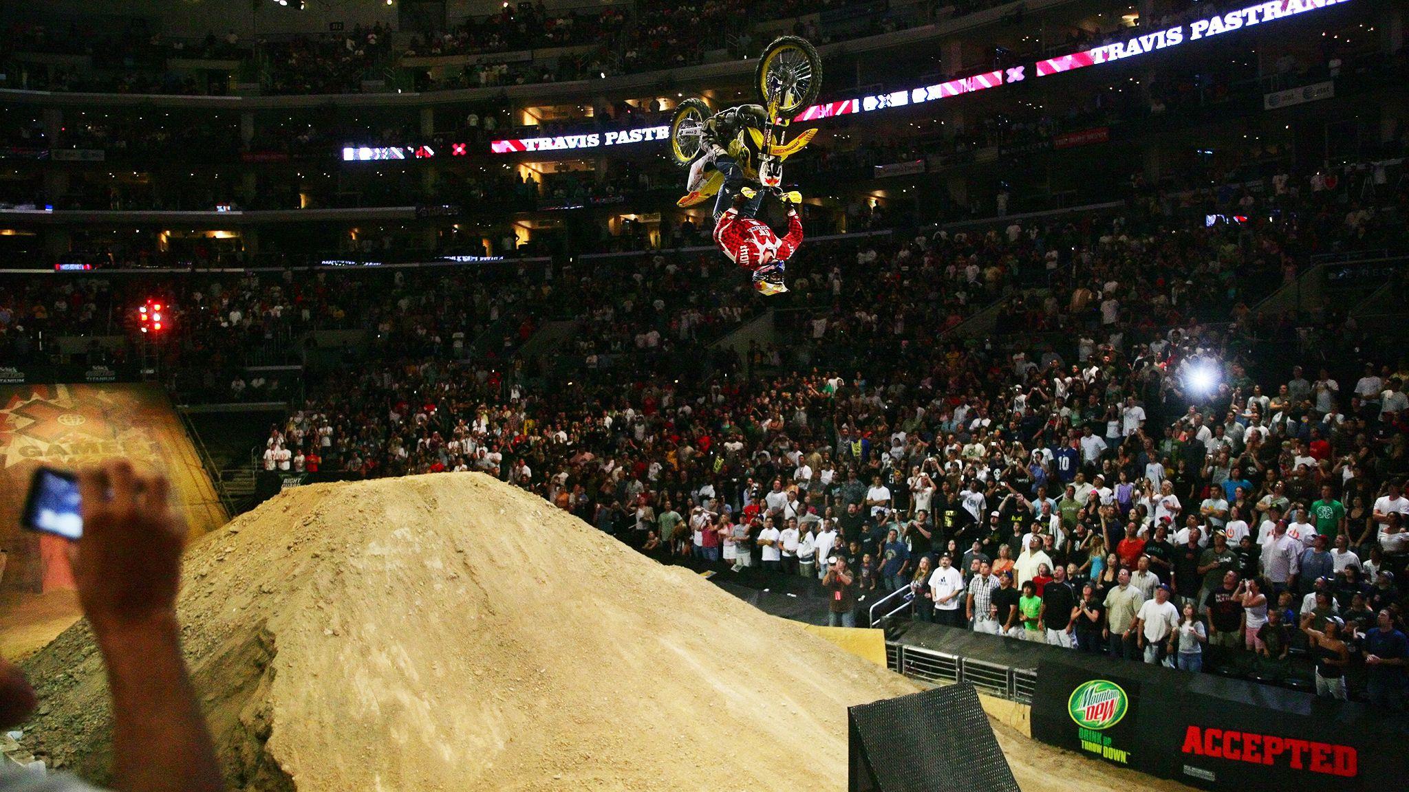 2048x1152 Twenty years, 20 firsts - Travis Pastrana's double backflip