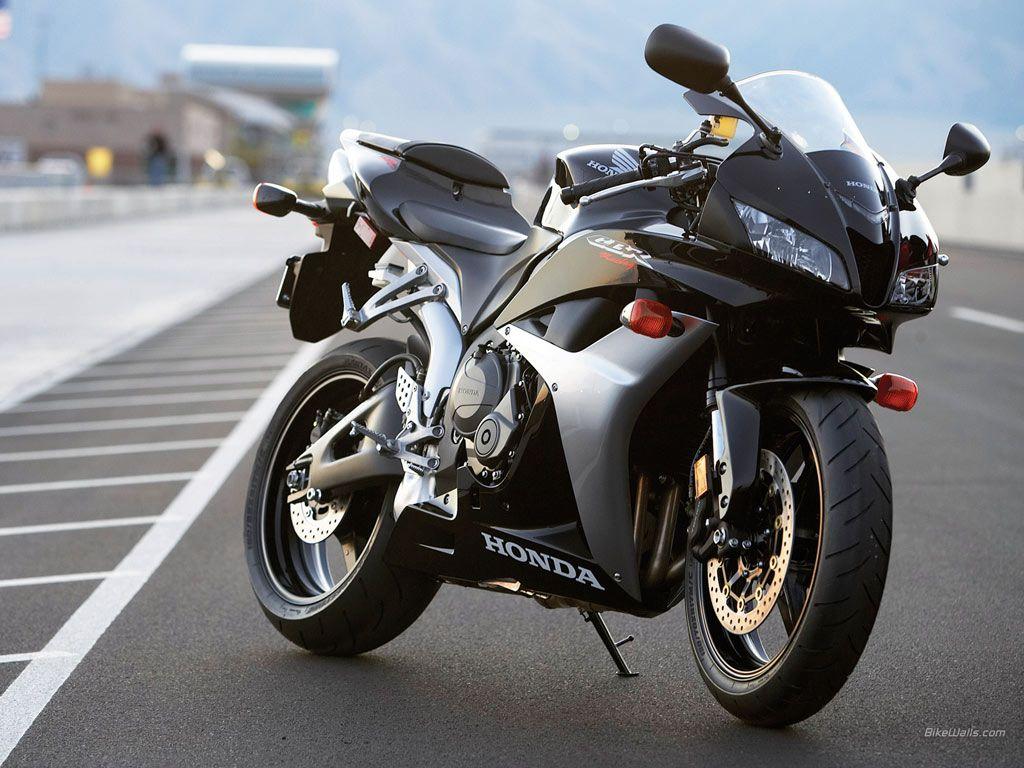 1024x768 Honda CBR 600RR