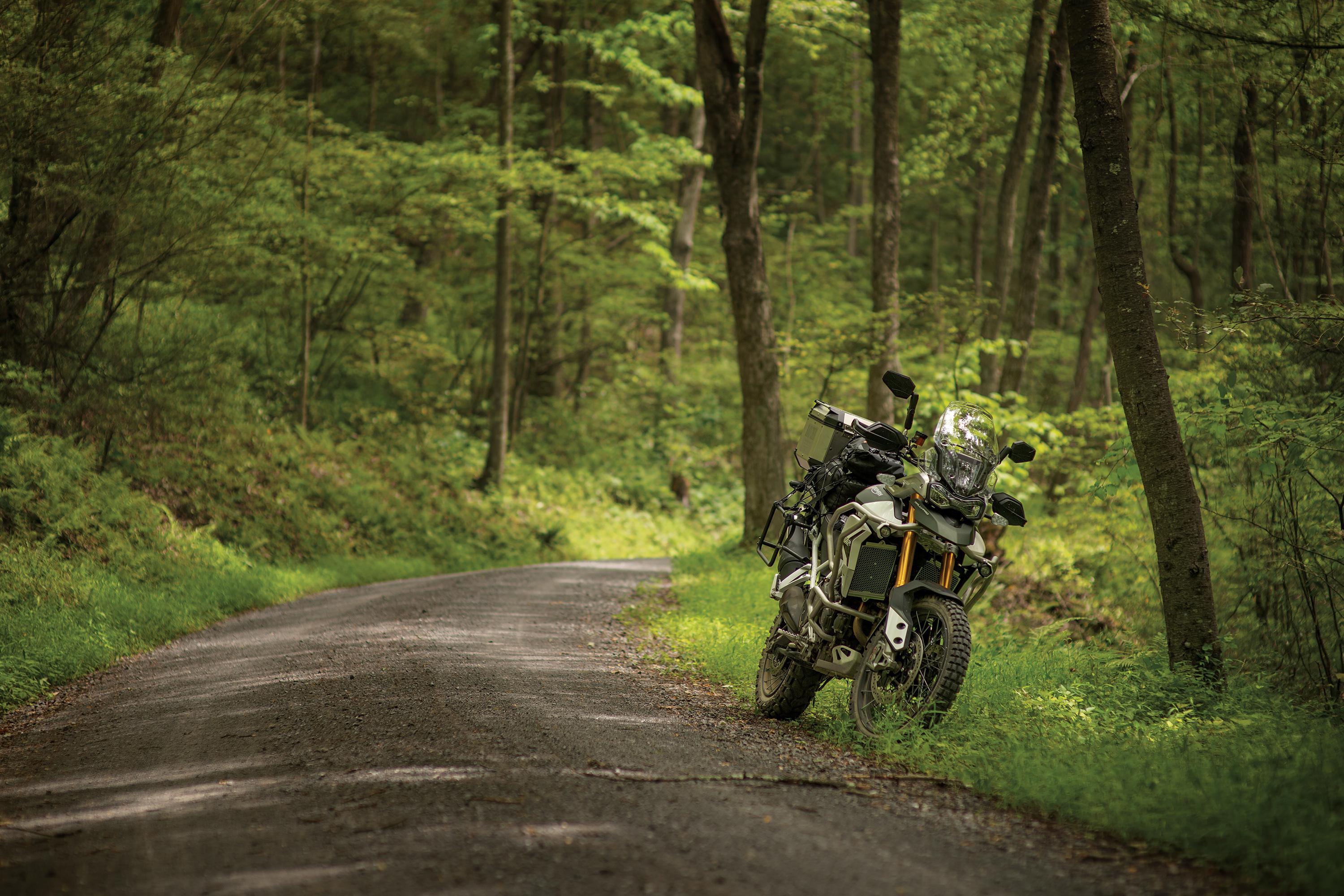 3000x2000 Triumph Tiger 900 Rally Pro in its